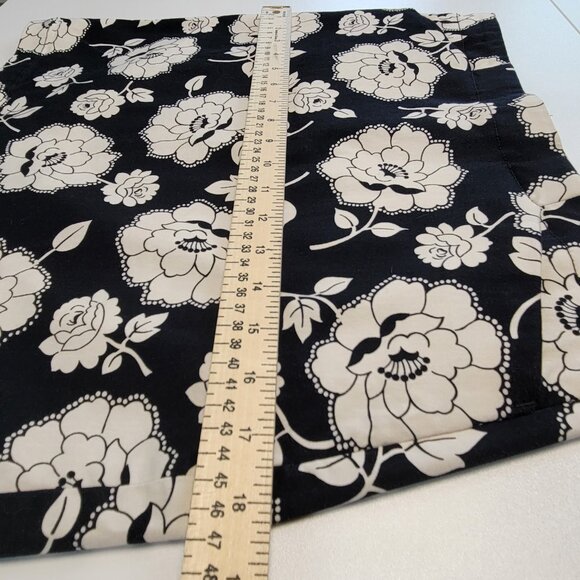 Vintage Ann Taylor Loft Black & White Floral Cotton Blend Print Skirt Size 8 Y2K - Picture 8 of 10